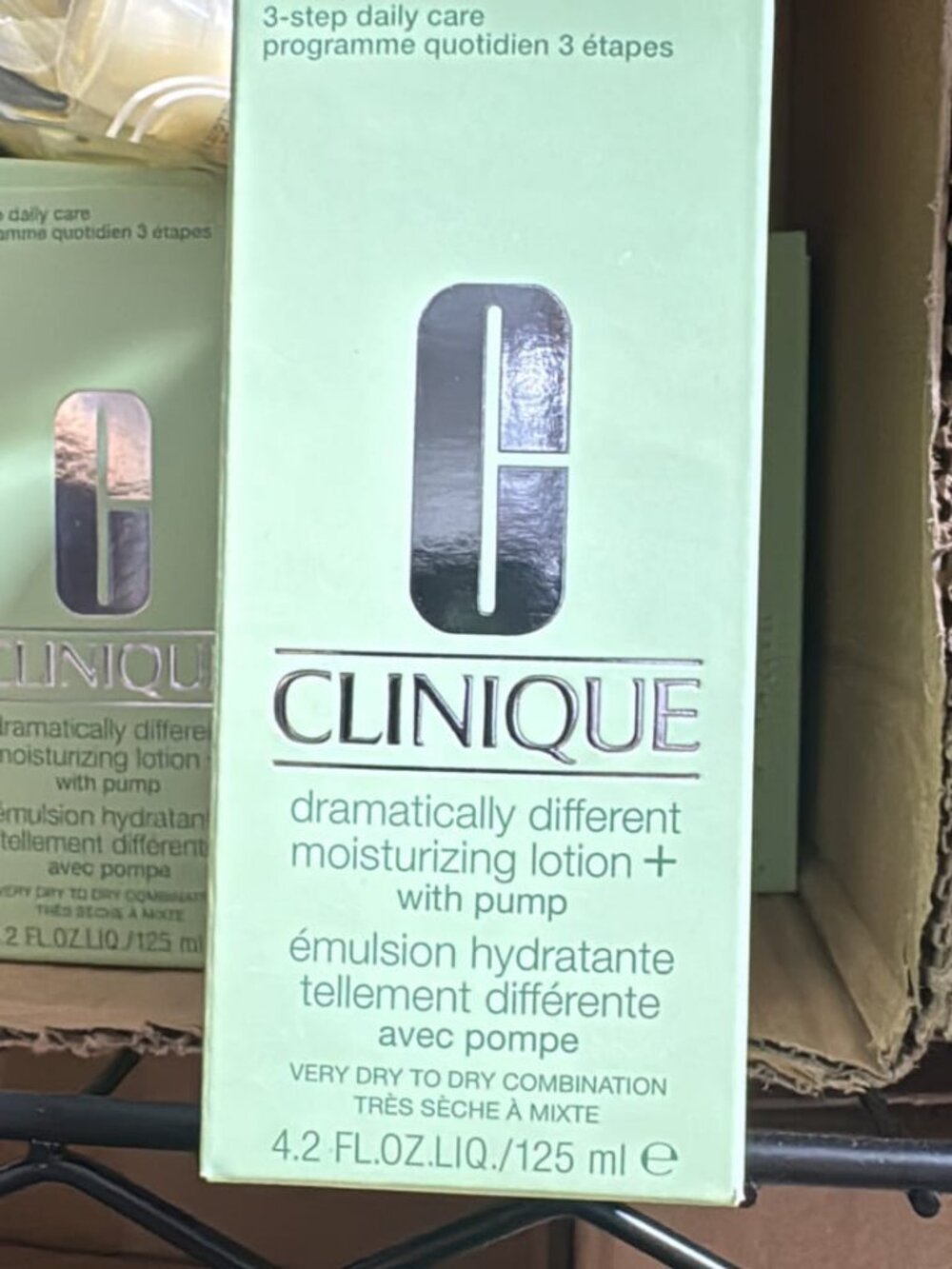 Clinique Dramatically Different Moisturizing Lotion+ 4.2 oz / 125ml With Pump